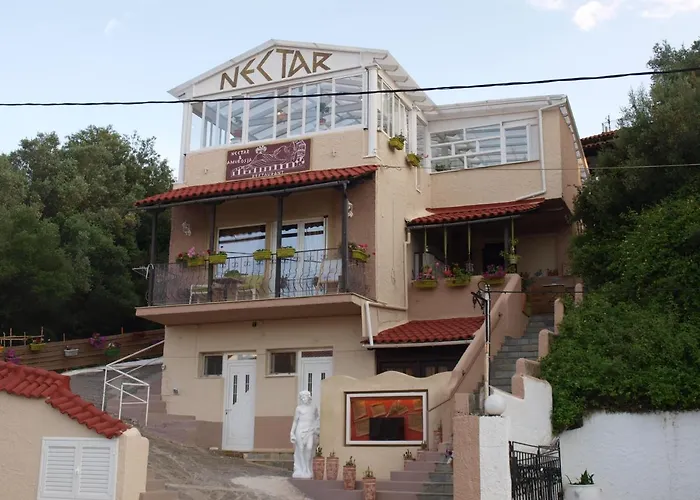 Nikos Victoria 3* Skiathos Town