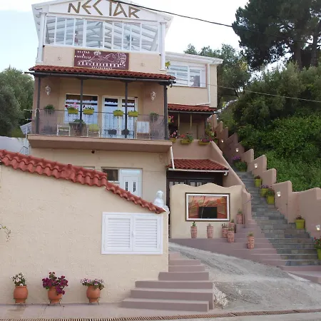 Nikos Victoria Guest house